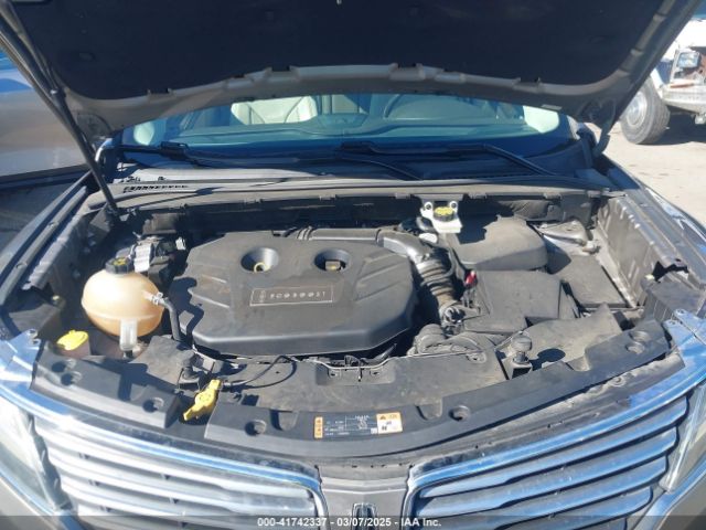 5LMCJ3C93HUL09500 Lincoln Mkc Reserve