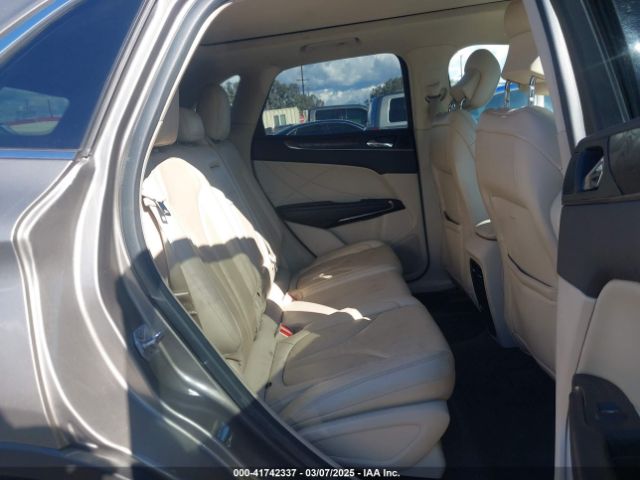 5LMCJ3C93HUL09500 Lincoln Mkc Reserve