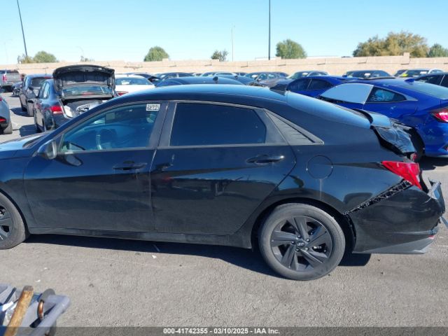 KMHLM4AJ8MU012133 Hyundai Elantra Hybrid Blue