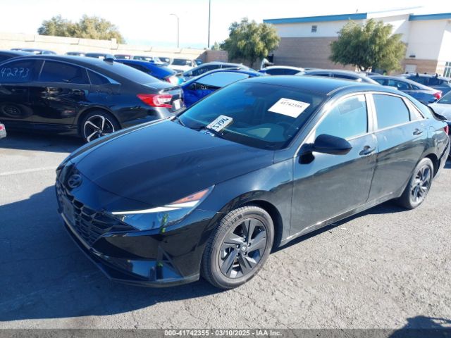 KMHLM4AJ8MU012133 Hyundai Elantra Hybrid Blue