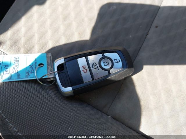 1FMCU0G68NUB88760 Ford ESCAPE SE