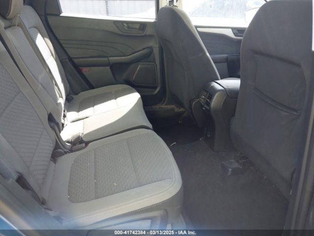 1FMCU0G68NUB88760 Ford ESCAPE SE