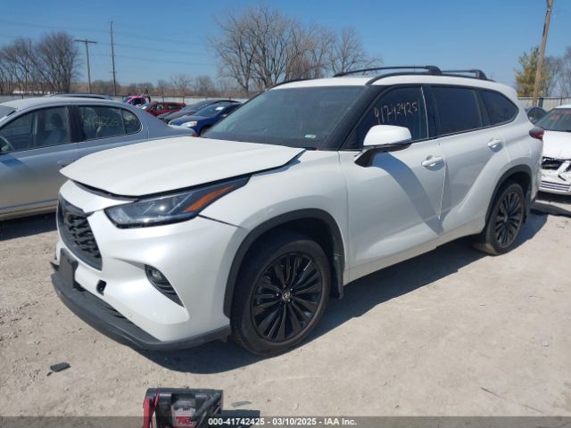 5TDFZRBH4LS012984 Toyota Highlander Platinum