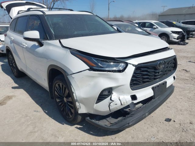 5TDFZRBH4LS012984 Toyota Highlander Platinum
