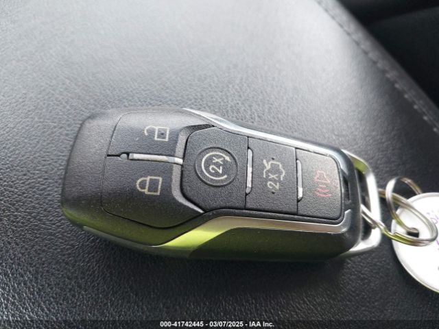2FMTK4J80FBB17390 Ford EDGE SEL