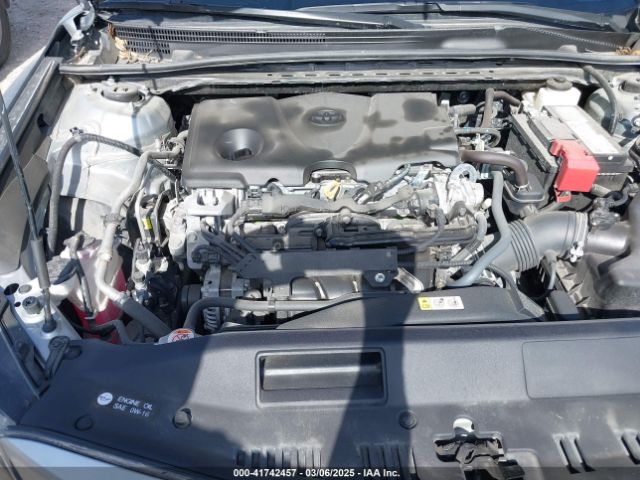 4T1G11AK8RU887057 Toyota CAMRY SE