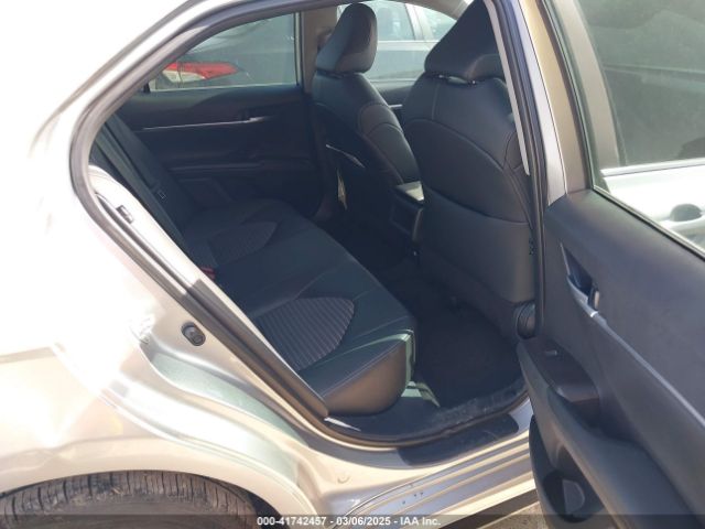 4T1G11AK8RU887057 Toyota CAMRY SE