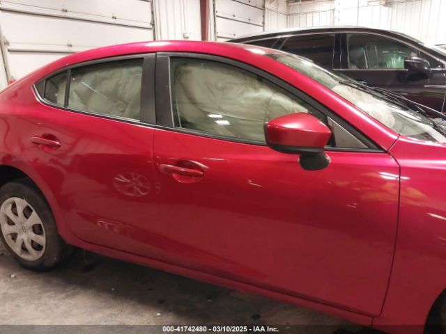 3MZBN1U77JM159875 Mazda Mazda3 Sport