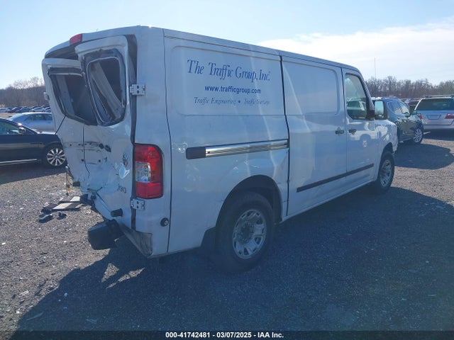 1N6BF0KM0JN818398 Nissan Nv Cargo Nv1500 Sv V6