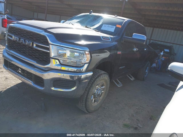3C6UR5CJ2MG573337 RAM 2500 Tradesman  4x4 6'4 Box