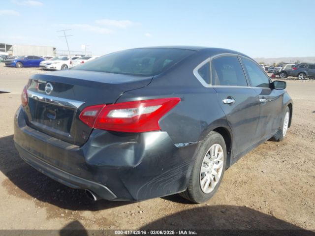 1N4AL3AP7JC261155 Nissan Altima 2.5 S