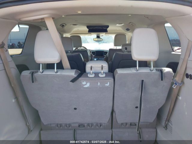 2C4RC1BG6HR667784 Chrysler Pacifica Touring-l