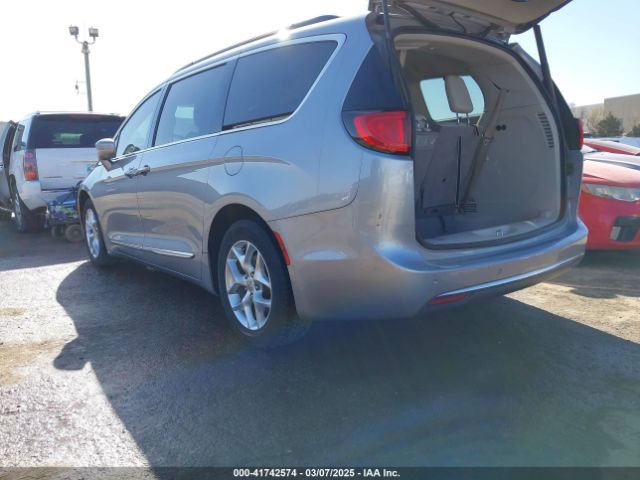 2C4RC1BG6HR667784 Chrysler Pacifica Touring-l