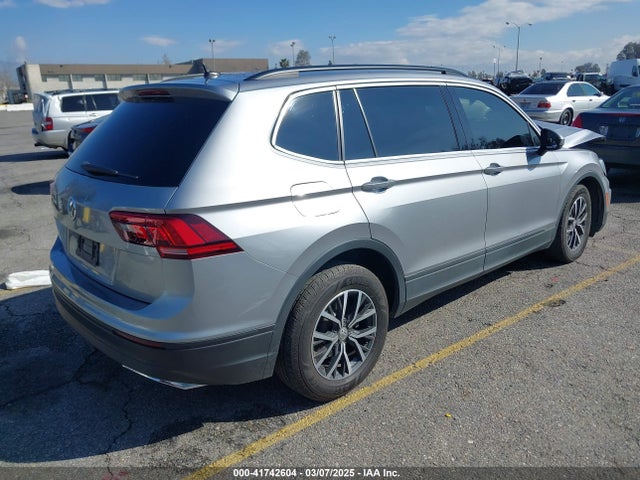 3VV1B7AX6MM131036 Volkswagen Tiguan 2.0t S