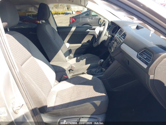 3VV1B7AX6MM131036 Volkswagen Tiguan 2.0t S