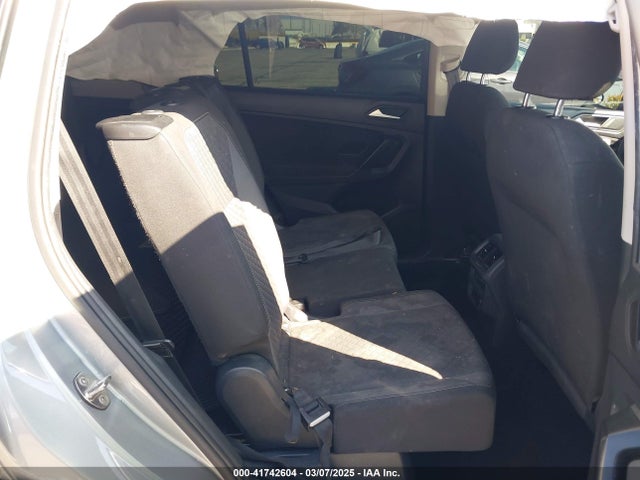 3VV1B7AX6MM131036 Volkswagen Tiguan 2.0t S