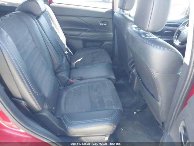 JA4AD3A35KZ027366 Mitsubishi Outlander Le/se/sel
