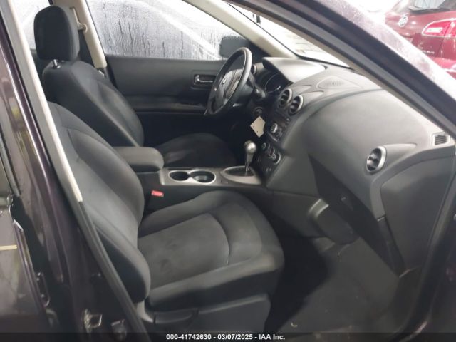 JN8AS5MT8FW160783 Nissan Rogue Select S