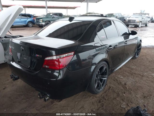 2006 BMW M5 WBSNB93526B582183 Photo 3