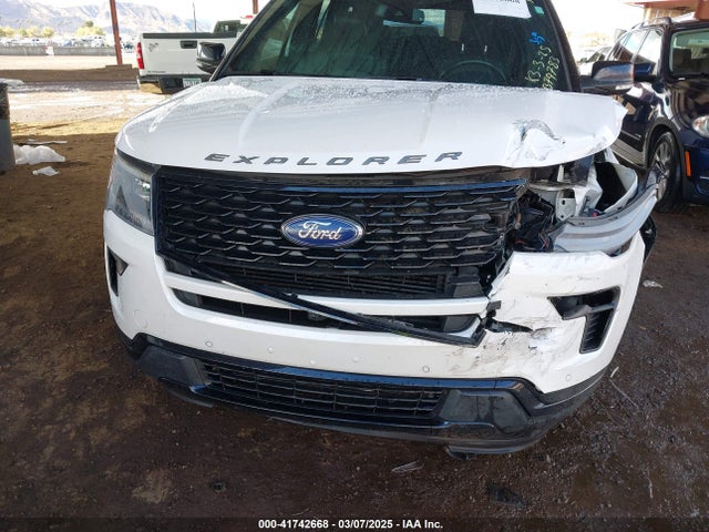 1FM5K8GT3JGB79783 Ford EXPLORER SPORT