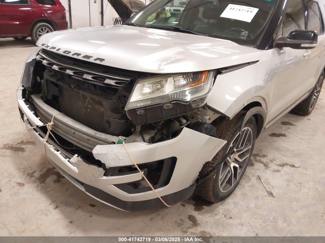 1FM5K8D80HGA98458 Ford EXPLORER XLT