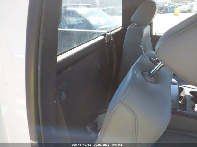 1GCNCNEH4HZ400272 Chevrolet lv3 - gen 5, sidi, vvt: variable valve timing, e85 max, alum
