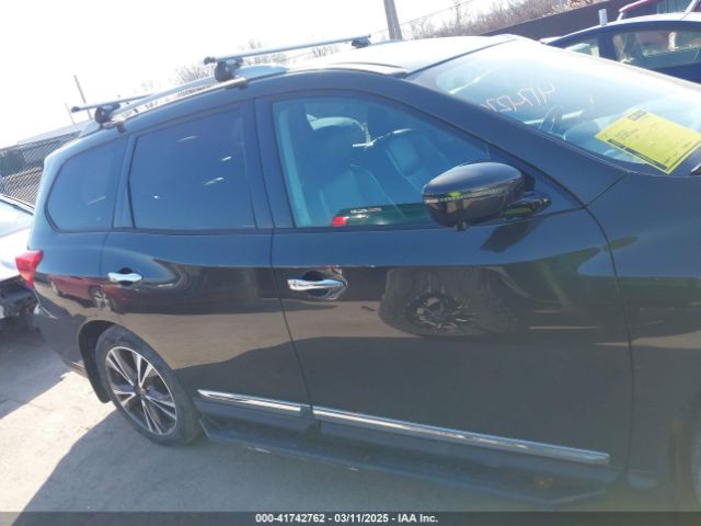5N1DR2MM2HC624002 Nissan Pathfinder Platinum