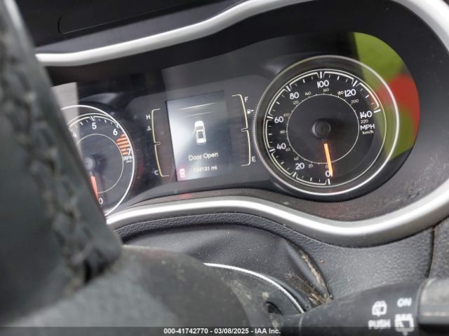 1C4PJLCB1GW135229 Jeep Cherokee Latitude