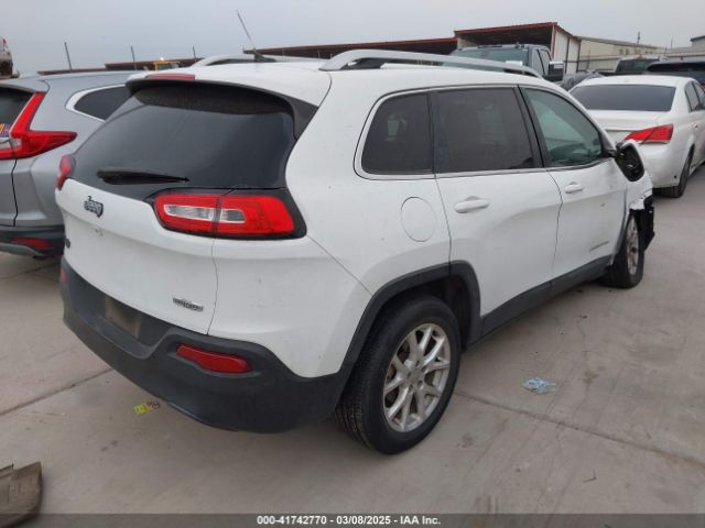 1C4PJLCB1GW135229 Jeep Cherokee Latitude