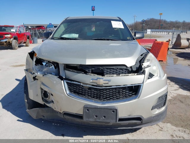 2GNFLEEK4E6140910 Chevrolet EQUINOX LS