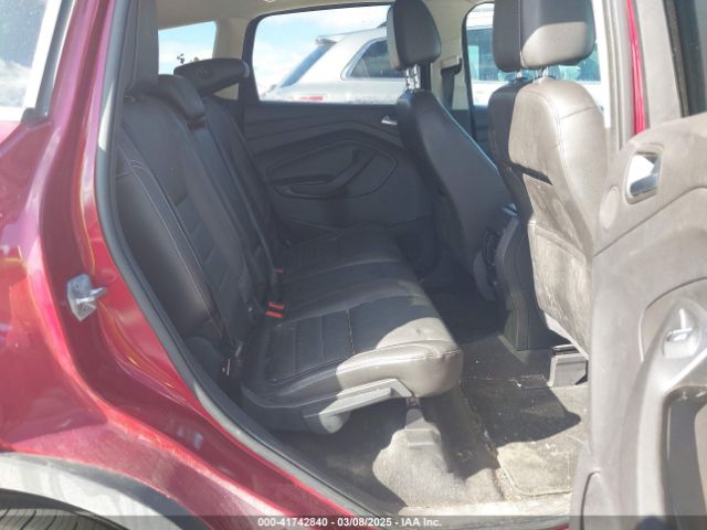 1FMCU9J92EUA59839 Ford Escape Titanium