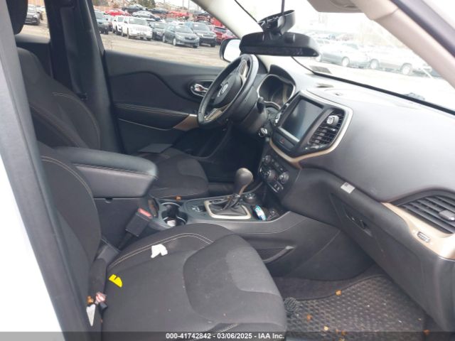2017 JEEP CHEROKEE 1C4PJMCS7HW635967 Photo 4
