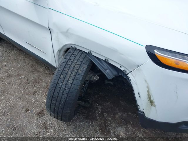 2017 JEEP CHEROKEE 1C4PJMCS7HW635967 Photo 5