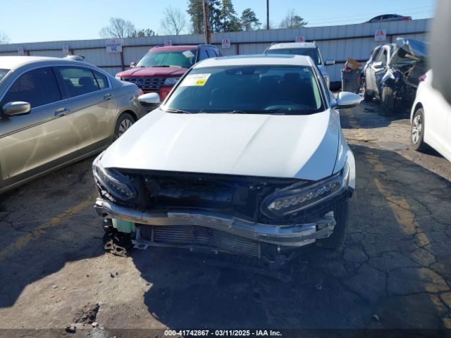 1HGCV2F90KA008081 Honda Accord Touring 2.0t