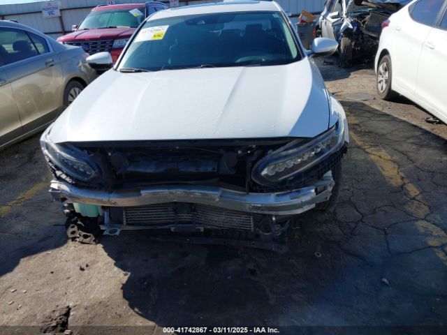 1HGCV2F90KA008081 Honda Accord Touring 2.0t
