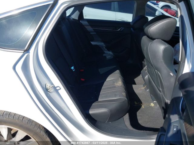 1HGCV2F90KA008081 Honda Accord Touring 2.0t