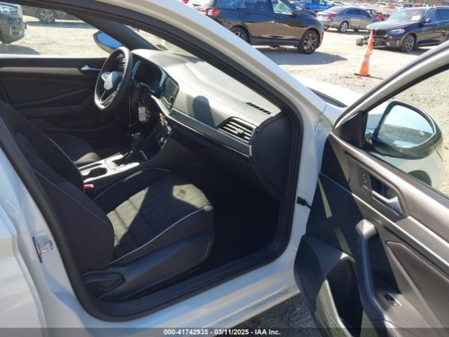 3VWBM7BU2PM034287 Volkswagen Jetta 1.5t Sport