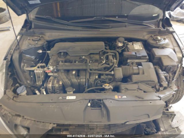 KMHLM4AG9MU140904 Hyundai ELANTRA SEL