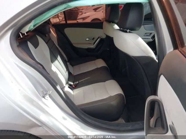 2021 MERCEDES-BENZ A 220 W1K3G4EB9MJ269341 Photo 7