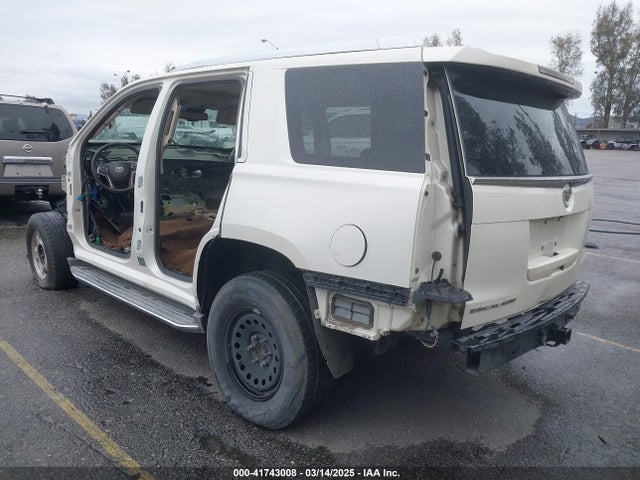 2015 CADILLAC ESCALADE 1GYS3BKJ0FR204300 Photo 2