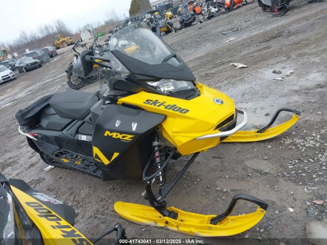 2024 SKI-DOO MX Z 600 2BPSBPRA9RV000371