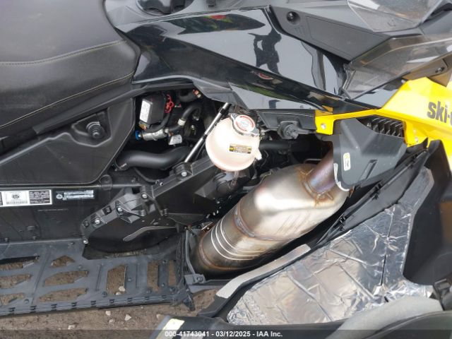 2024 SKI-DOO MX Z 600 2BPSBPRA9RV000371 Photo 9