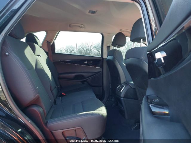 5XYPG4A35JG379003 KIA Sorento 2.4l Lx