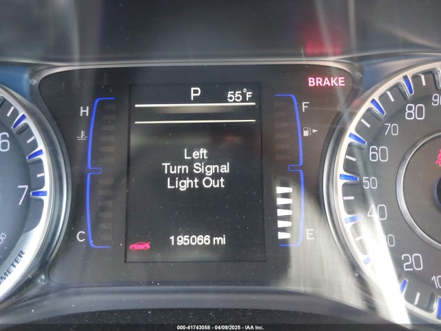 Chrysler 200 Limited 2015 1C3CCCAB9FN537004 Image 15