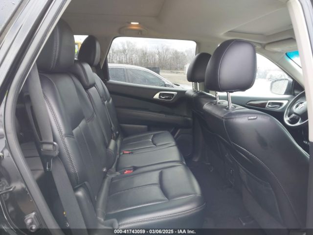 5N1AR2MM5FC670150 Nissan Pathfinder Platinum