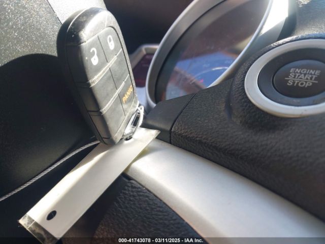 3C4PDCBB1JT319561 Dodge Journey Sxt