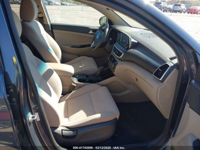 KM8J33A4XMU362300 Hyundai Tucson Value
