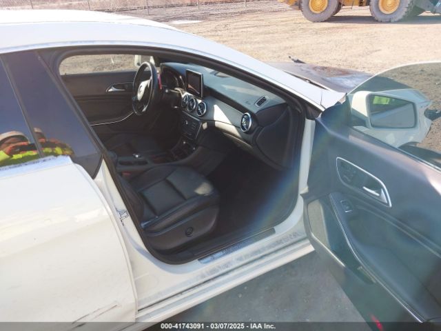 WDDSJ4GB7FN179269 Mercedes-Benz CLA 250 4MATIC