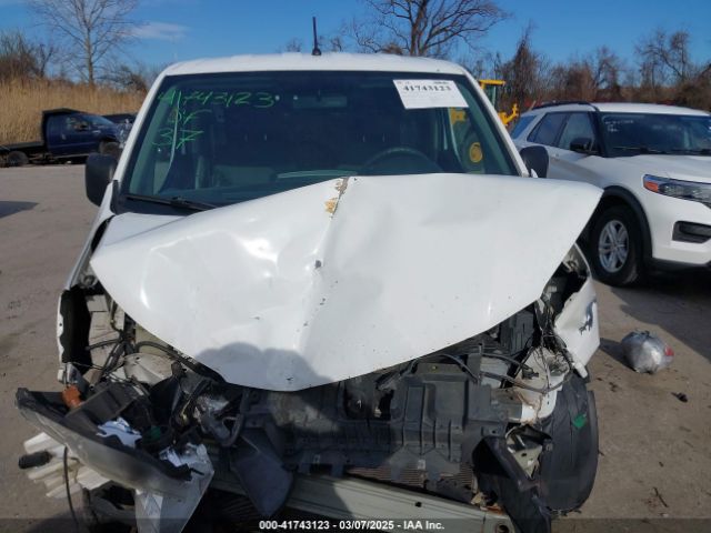3N6CM0KN3GK692362 Nissan Nv200 S