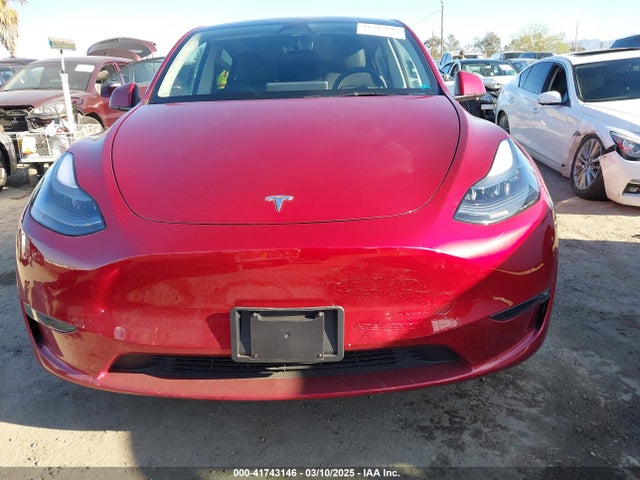 7SAYGDED8SF223993 Tesla Model Y Long Range Dual Motor All-wheel Drive